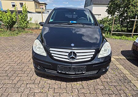 Mercedes-Benz B 150
