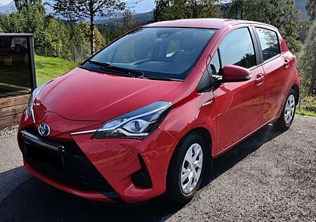 Toyota Yaris Hybrid 1.5 VVT-i