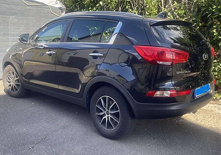 Kia Sportage Kia Sportage 2.0 CRDi Platinum Edition 4x4 AWD 184 PS AHK Panoramadach Voll