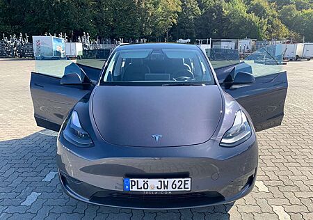 Tesla Model Y Long Range Dual Motor AWD