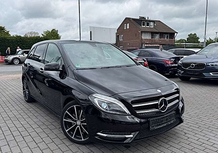 Mercedes-Benz B 250 AMG-LINE | AUTOMATIK | XENON | NIGHT-PAKET