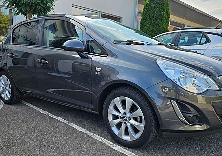 Opel Corsa 1.4 16V 150 Jahre