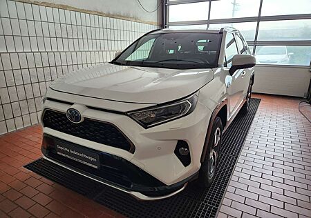 Toyota RAV 4 Plug-in Hybrid 4x4 AHK WKR extra auf Alu