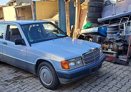 Mercedes-Benz 190 +E+1.8