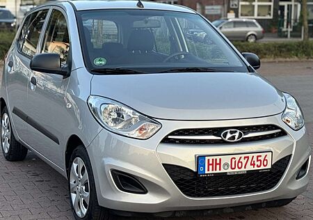 Hyundai i10 1.1 Classic nur 15000 km