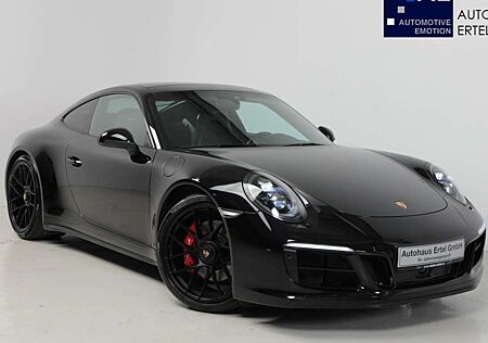 Porsche 991 Carrera 4 GTS