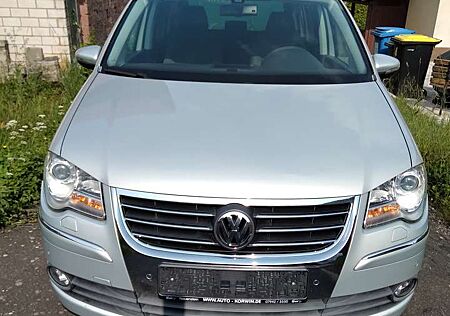VW Touran Volkswagen 1.4 TSI Highline