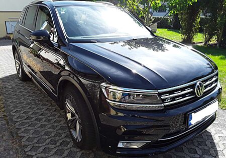 VW Tiguan Volkswagen 2.0 TDI SCR 4Mot. (BMT) DSG Highline R-Line