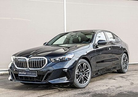 BMW 520 i NEUJAHRSDEAL mit 15.890 EUR ERSPARNIS