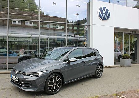 VW Golf Volkswagen VIII Lim. 1.5 eTSI Edition 50 Navi,Pano,DCC