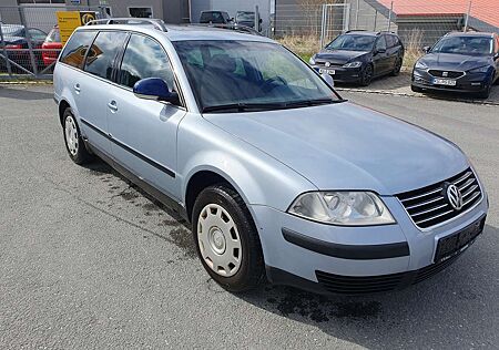 VW Passat Variant Volkswagen Passat VariantComfortline,Klimaaut.,SD,AHK,ohne HU