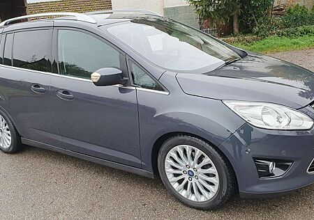 Ford Grand C-Max Titanium 1,6 Turbo / 7 - Sitzer / Panorama