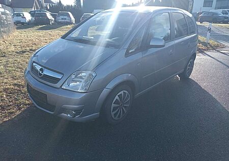 Opel Meriva 1.6 Benzin AHK ,Tüv 10/26 *TOP Winterauto*