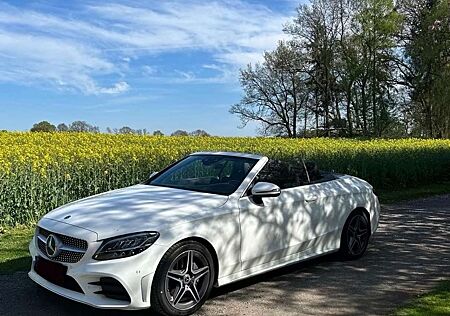 Mercedes-Benz C 180 Cabrio 9G-TRONICAMG Line
