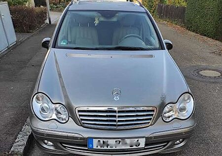 Mercedes-Benz C 230 C-Klasse T-Modell T 7G-TRONIC Avantgarde