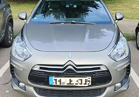 DS Automobiles DS 5