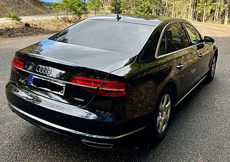 Audi A8 3.0 TDI DPF clean diesel quattro tiptronic Lang