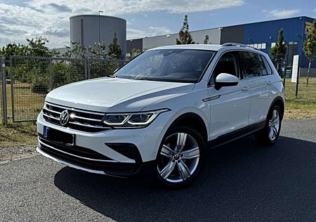 VW Tiguan Volkswagen 2.0 TDI SCR 4MOTION DSG Elegance