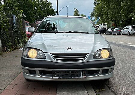 Toyota Avensis 2,0 Liter