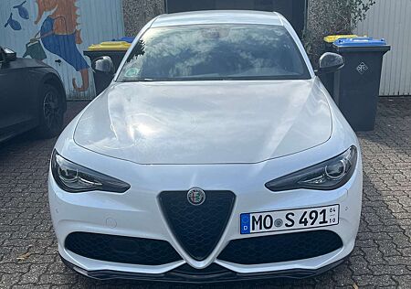 Alfa Romeo Giulia 2.0 Turbo 16V AT8-Q4 Veloce Ti