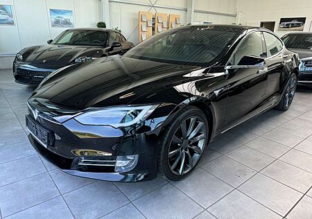 Tesla Model S /Panodach/20Zoll/Vollleder-Sportsitze