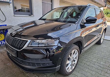 Skoda Karoq Style Sportsitze DSG Navi LM-Felgen