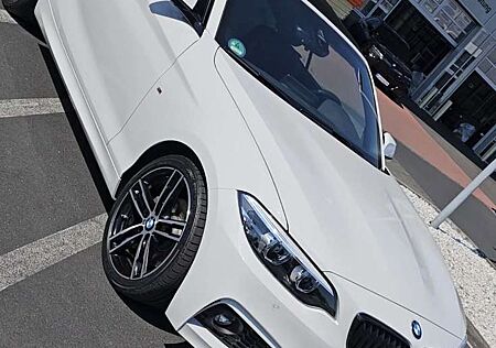 BMW 220 i M Sport Harman Kardon Keyless