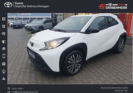 Toyota Aygo (X) Play