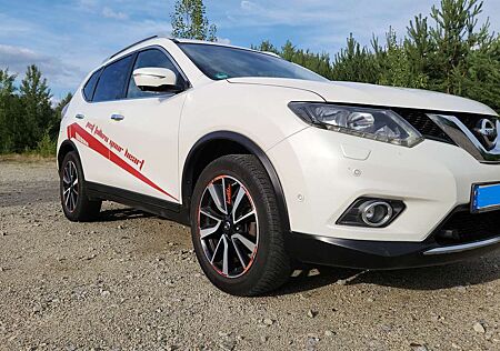 Nissan X-Trail Mehr als nur ein SUV- der 1.6 dCi Xtronic Tekna: Stil, Sicherheit und Seele. Bereit für neue Wege.
