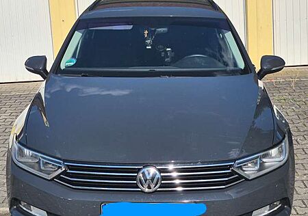 VW Passat Variant Volkswagen 2.0 TDI SCR DSG BlueMotion Trendlin