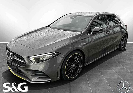 Mercedes-Benz A 200 Kompaktlimousine AMG RüKam+LED+MBUX+19