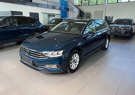 Volkswagen Passat Variant Passat 2.0 TDI DSG Business ACC/LED/PDC/LANE/AHK