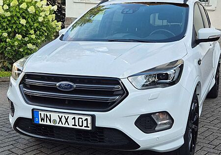 Ford Kuga 1.5 EcoBoost 2x4 ST-Line