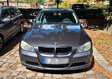 BMW 320i 320 3er