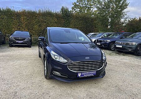 Ford S-Max 2.0 Aut. 7-SITZER+KAMERA+TOTWINKEL+NAVI+1.HAND