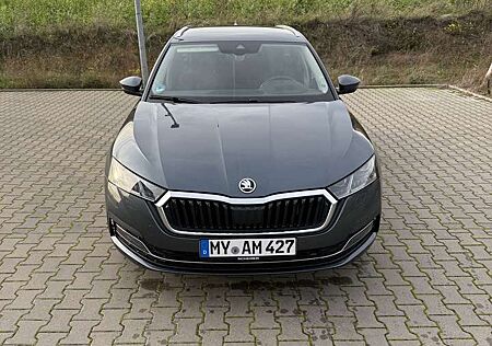 Skoda Octavia Combi 2.0 TDI DSG Style