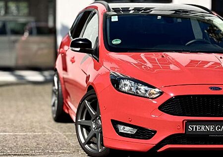 Ford Focus ST/PARKTRONIC/SITZHEIZ/LENKRHEIZ/