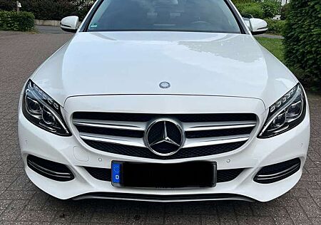 Mercedes-Benz C 220 BlueTec / d Avantgarde / Automatik