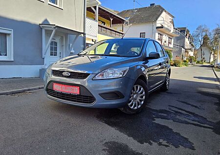 Ford Focus Ambiente/Klima/131 TKM/5-türig/TOP