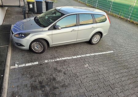 Ford Focus Turnier 1.6 16V Titanium