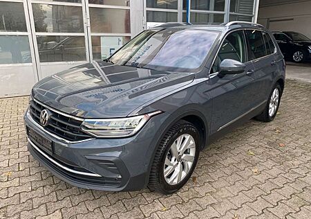 VW Tiguan Volkswagen Active LED R Kamera Navi ACC