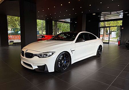 BMW M4 Coupe Carbon*Deutsches FZ*LED*