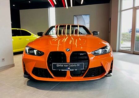 BMW M4 Competition Cabrio mit M xDrive