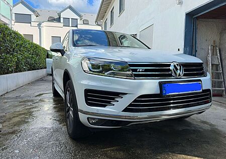 VW Touareg Volkswagen 3.0 V6 TDI SCR Blue Motion DPF Automatik T