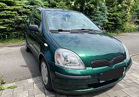Toyota Yaris 1.3 linea sol