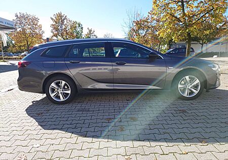 Opel Insignia +Sports+Tourer+2.0+Diesel+Aut.+Elegance