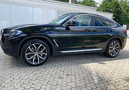 BMW X4 xDrive30i Aut. | Laser | HUD | H&K | Leder | AHK
