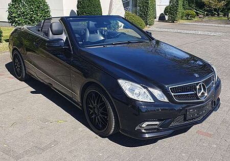 Mercedes-Benz E 200 CGI BlueEfficiency AMG Paket