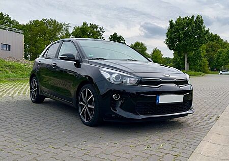 Kia Rio Dream Team