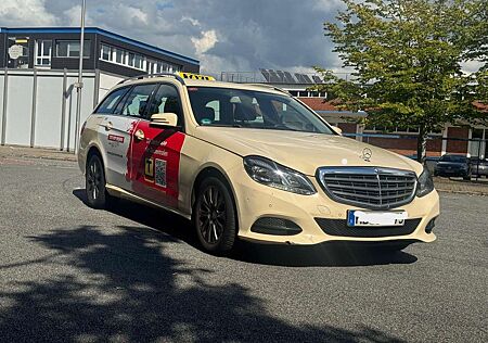 Mercedes-Benz E 200 T BlueTEC